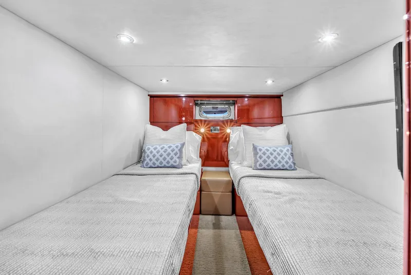 Slide: The Image of Sea Ray 500 Sundancer 2010 - 54