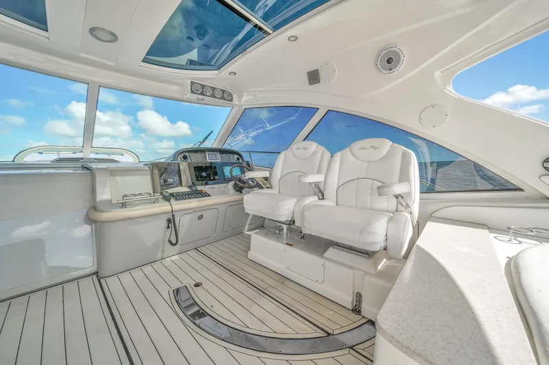 Slide: The Image of Sea Ray 500 Sundancer 2010 - 71