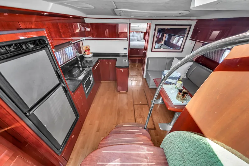 Slide: The Image of Sea Ray 500 Sundancer 2010 - 31