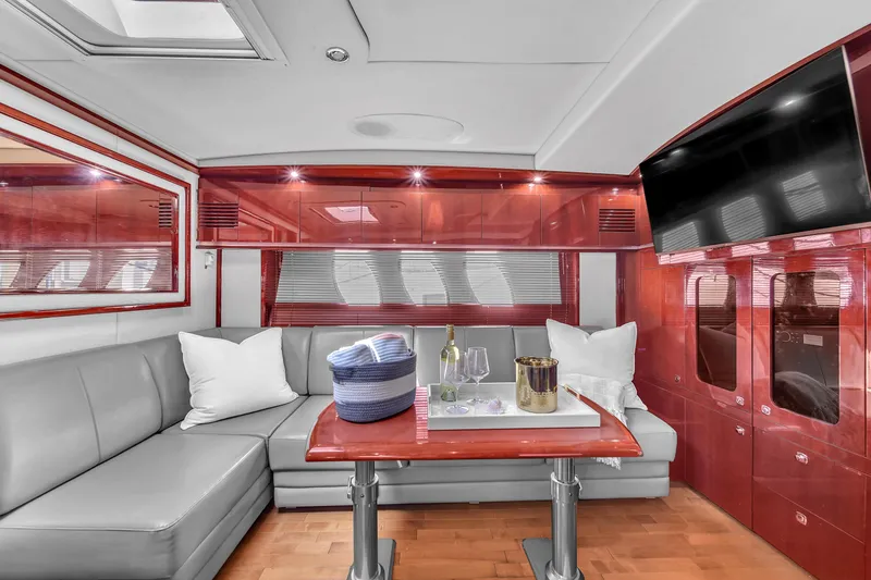 Slide: The Image of Sea Ray 500 Sundancer 2010 - 37