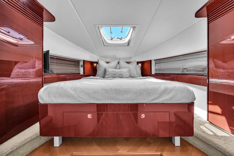 Slide: The Image of Sea Ray 500 Sundancer 2010 - 45