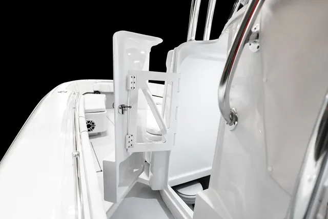 Slide: The Image of Contender 35ST CUSTOM BUILD 35' 2026 - 30
