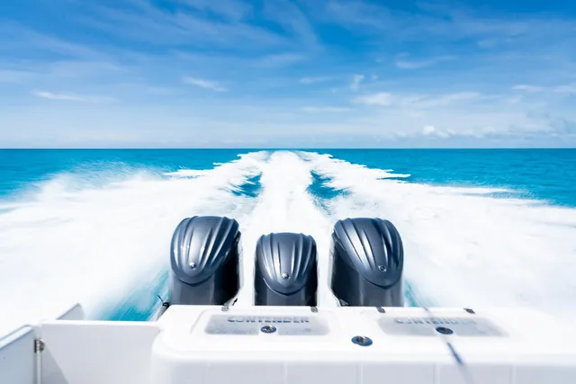 Slide: The Image of Contender 35ST CUSTOM BUILD 35' 2026 - 4