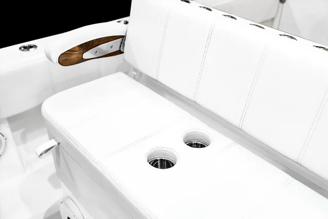 Slide: The Image of Contender 35ST CUSTOM BUILD 35' 2026 - 82