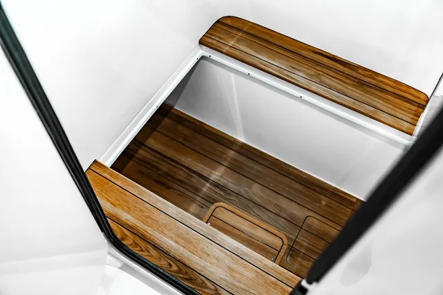 Slide: The Image of Contender 35ST CUSTOM BUILD 35' 2026 - 86