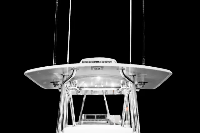 Slide: The Image of Contender 35ST CUSTOM BUILD 35' 2026 - 91