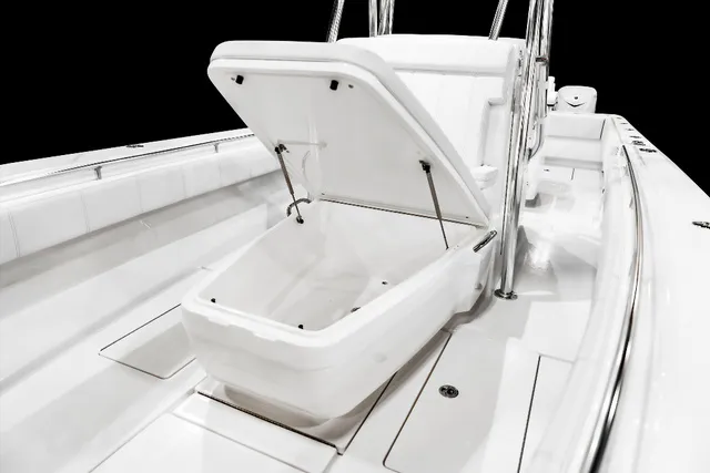 Slide: The Image of Contender 35ST CUSTOM BUILD 35' 2026 - 95