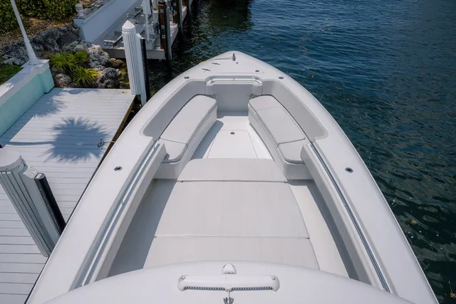 Slide: The Image of Contender 44FA CUSTOM BUILD 44' 2026 - 27