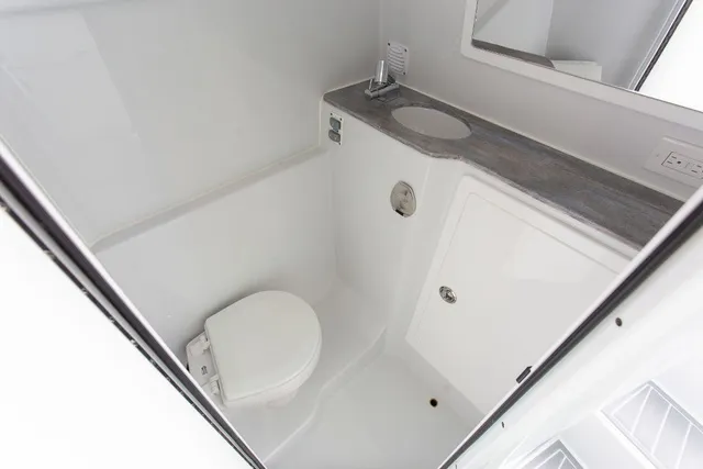 Slide: The Image of Contender 44FA CUSTOM BUILD 44' 2026 - 31