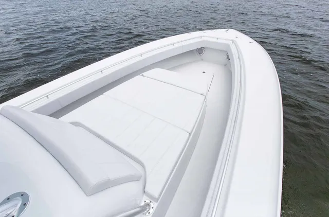 Slide: The Image of Contender 44FA CUSTOM BUILD 44' 2026 - 41