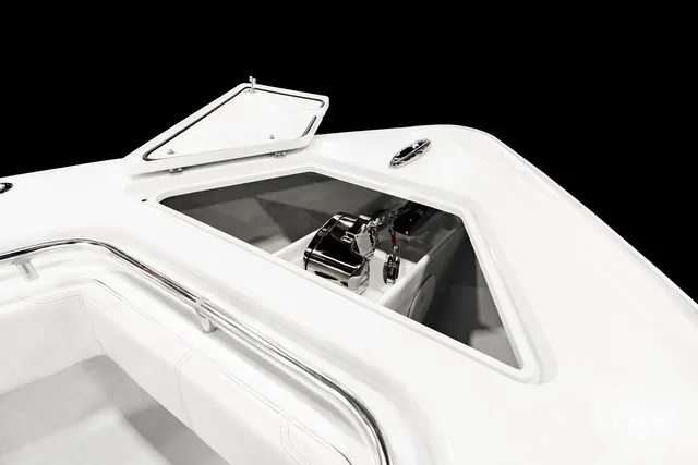 Slide: The Image of Contender 44FA CUSTOM BUILD 44' 2026 - 42
