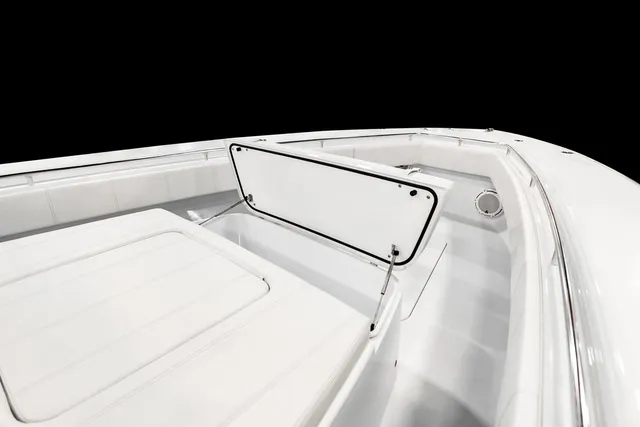 Slide: The Image of Contender 44FA CUSTOM BUILD 44' 2026 - 46