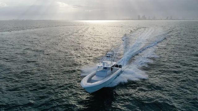Slide: The Image of Contender 44FA CUSTOM BUILD 44' 2026 - 5