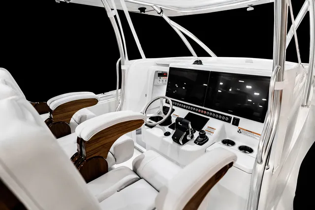 Slide: The Image of Contender 44FA CUSTOM BUILD 44' 2026 - 50