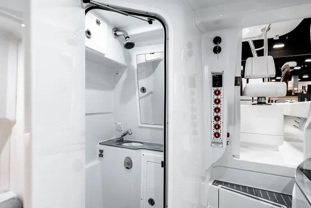 Slide: The Image of Contender 44FA CUSTOM BUILD 44' 2026 - 60