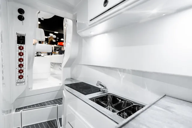 Slide: The Image of Contender 44FA CUSTOM BUILD 44' 2026 - 61