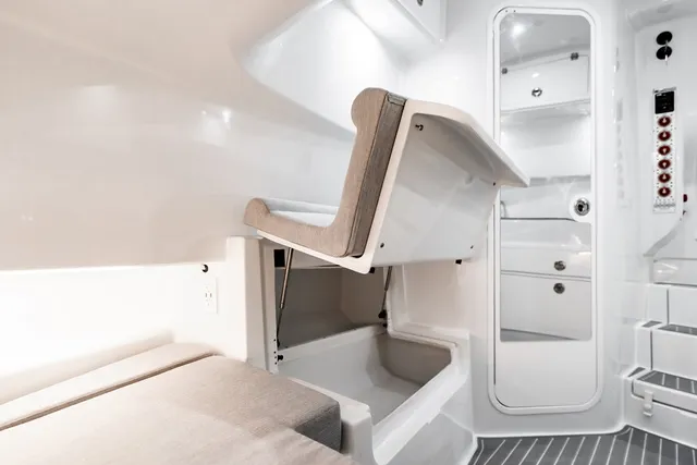 Slide: The Image of Contender 44FA CUSTOM BUILD 44' 2026 - 69