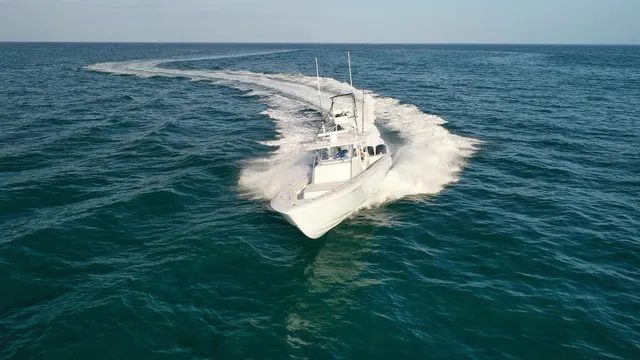 Slide: The Image of Contender 44FA CUSTOM BUILD 44' 2026 - 7