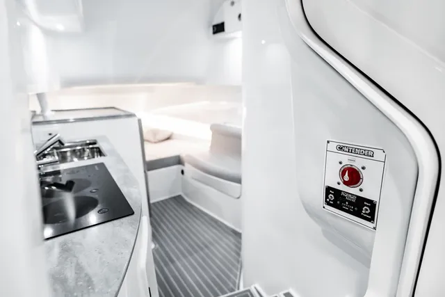 Slide: The Image of Contender 44FA CUSTOM BUILD 44' 2026 - 76