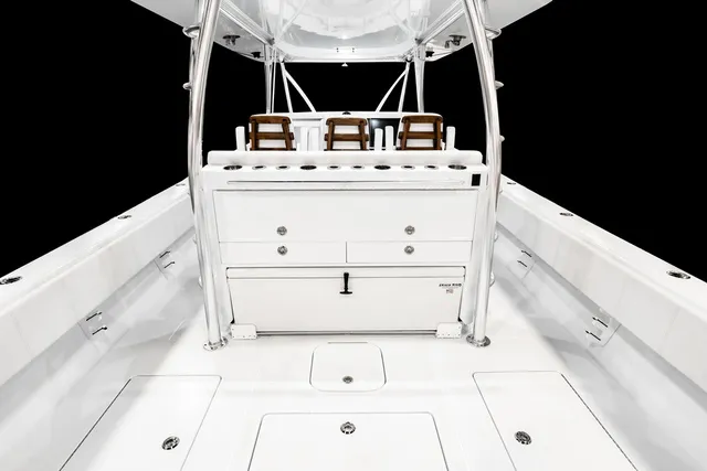 Slide: The Image of Contender 44FA CUSTOM BUILD 44' 2026 - 79
