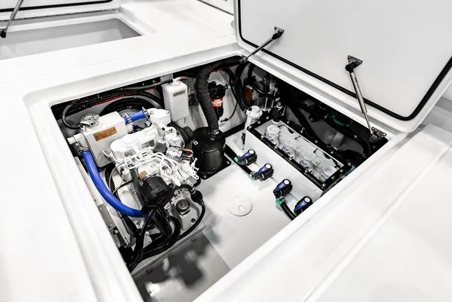 Slide: The Image of Contender 44FA CUSTOM BUILD 44' 2026 - 88