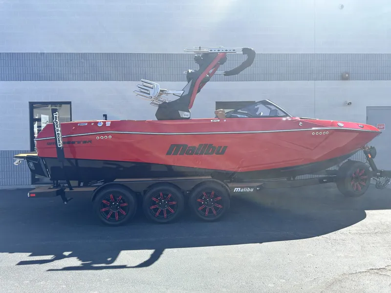 The Image of Malibu 23 LSV 2024 - 0