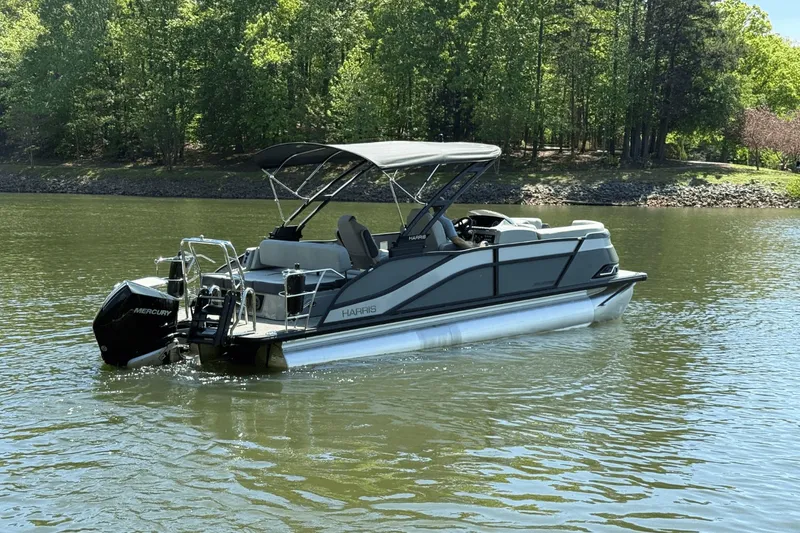 Slide: The Image of Harris 230 Grand Mariner 2025 - 7