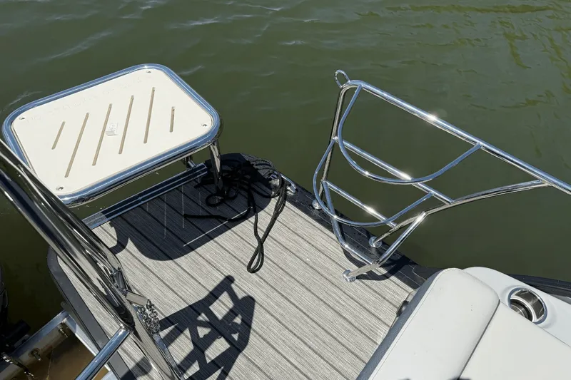 Slide: The Image of Harris 230 Grand Mariner 2025 - 9