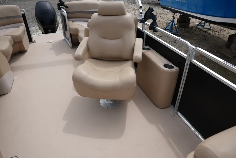 Slide: The Image of Cypress Cay 25 SEABREEZE 2015 - 16