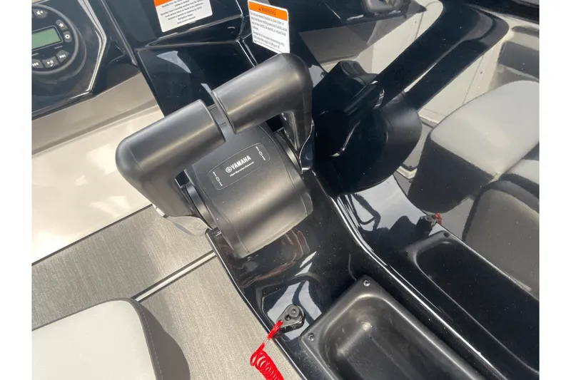 Slide: The Image of Yamaha AR220 2025 - 15