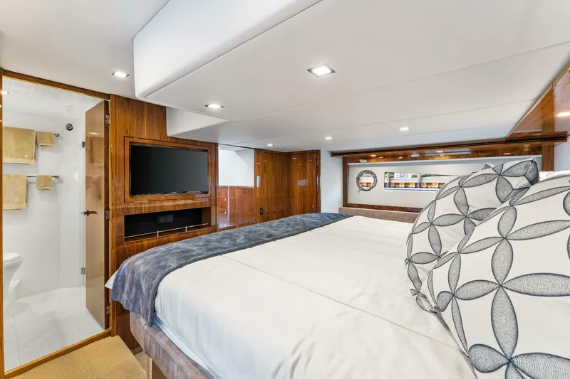 Slide: The Image of 8633437_20221220114117557_1_XLARGE - 3944423