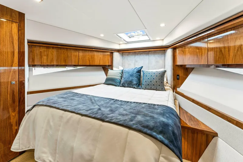 Slide: The Image of 8633437_20221220114206255_1_XLARGE - 3944420