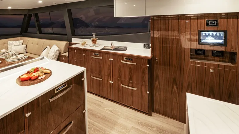 Slide: The Image of 017 Riviera 72 SMY SII Wetbar - 5755042