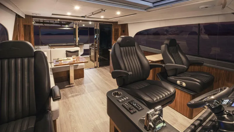 Slide: The Image of 030 Riviera 72 SMY SII Flybridge - 5755054