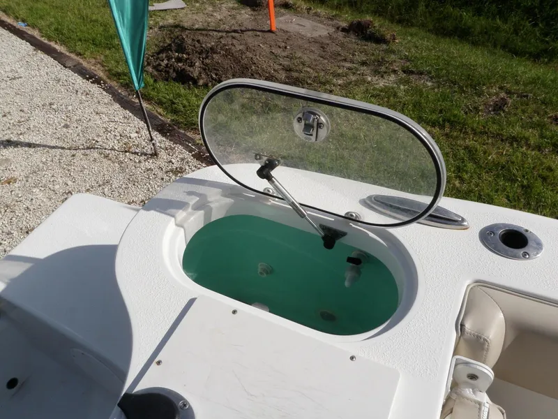 Slide: The Image of NauticStar 2500 XS Center Console 2015 - 51712