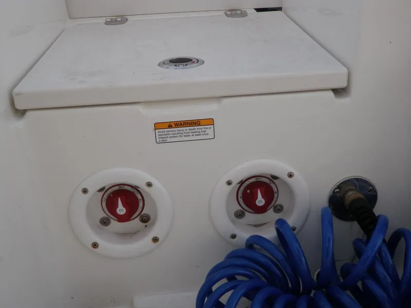 Slide: The Image of NauticStar 2500 XS Center Console 2015 - 51714
