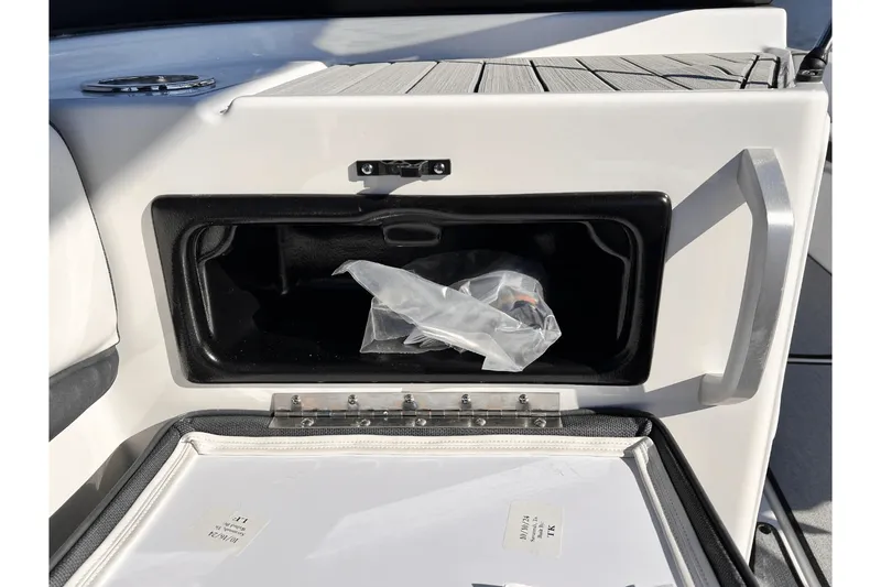 Slide: The Image of Yamaha AR195 2025 - 14