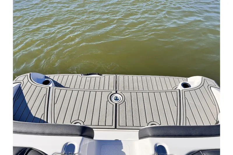 Slide: The Image of Yamaha AR195 2025 - 5