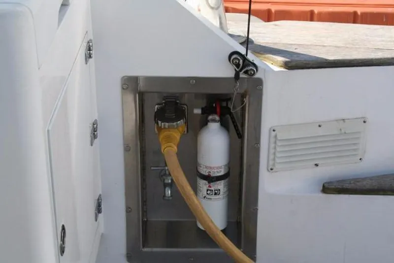 Slide: The Image of Shore Power - 929080