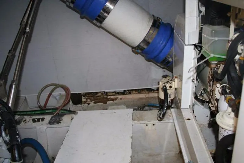 Slide: The Image of Exhaust - 929085