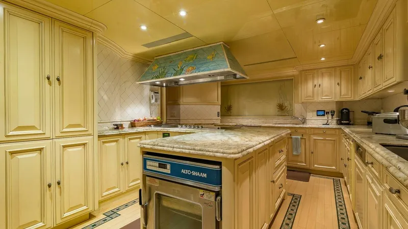 Slide: The Image of Christensen Tri-Deck 2002 - 3994353