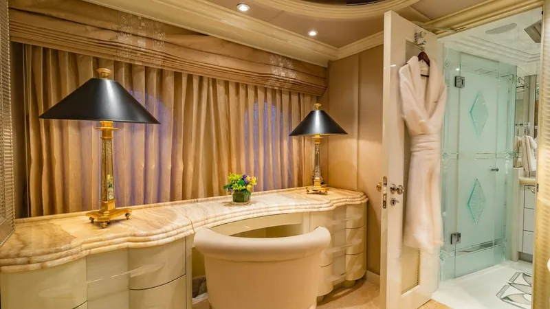 Slide: The Image of Christensen Tri-Deck 2002 - 3994358