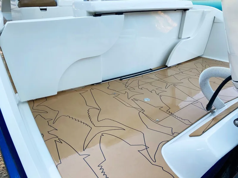 Slide: The Image of Transom Doors Closed - 1817074