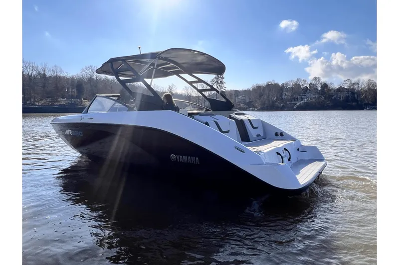 Slide: The Image of Yamaha AR220 2025 - 2