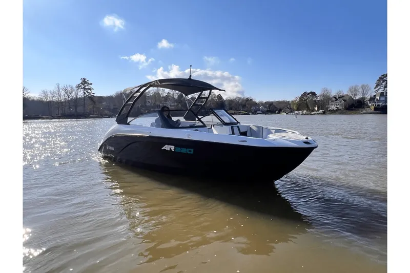 Slide: The Image of Yamaha AR220 2025 - 7