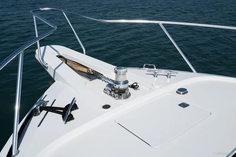 Slide: The Image of Hatteras 65 Convertible 2002 - 34