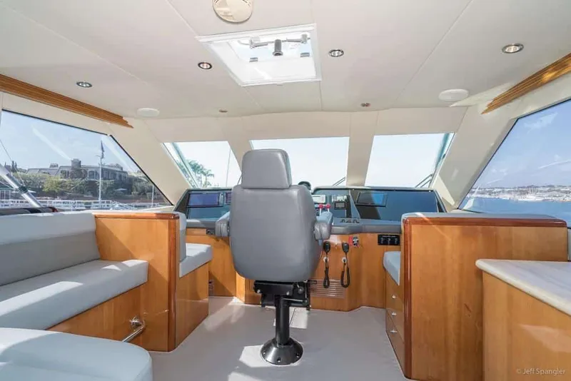 Slide: The Image of Hatteras 65 Convertible 2002 - 7