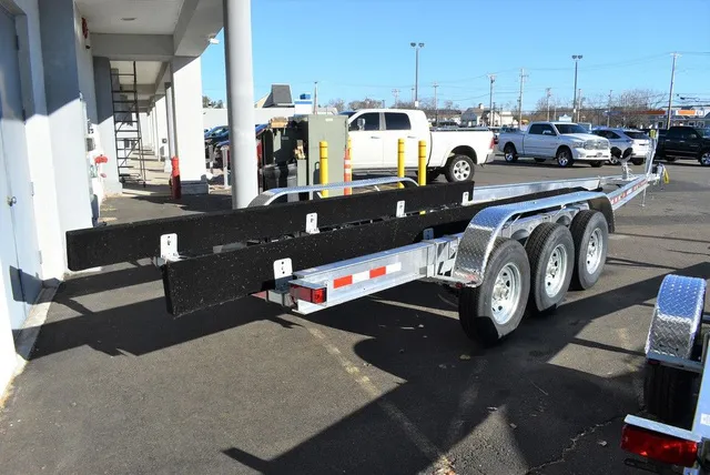 Slide: The Image of Venture Trailers Aluminum Triple Axle Bunks VATB-18025 2024 - 2