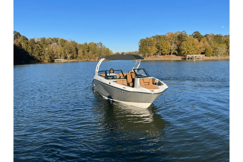 Slide: The Image of Yamaha 222SE 2025 - 5