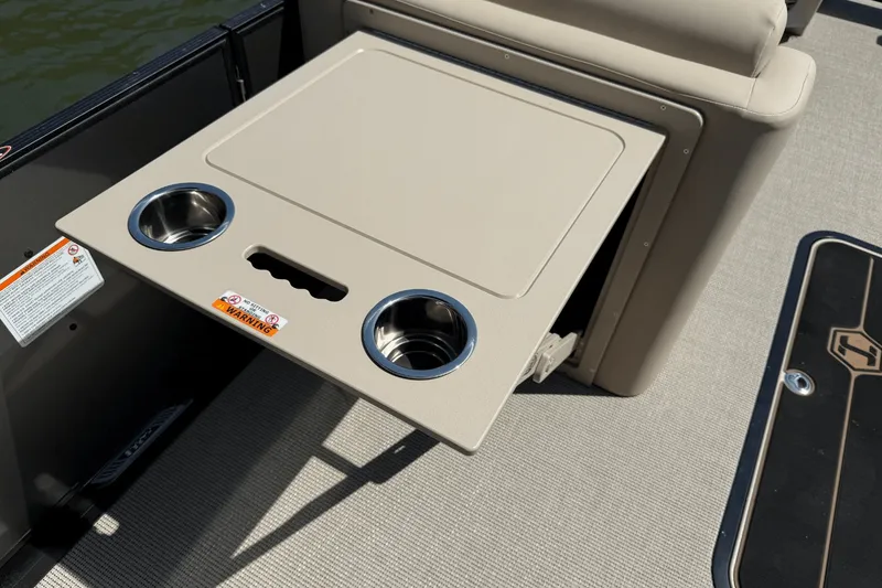 Slide: The Image of Harris 250 Cruiser 2025 - 22